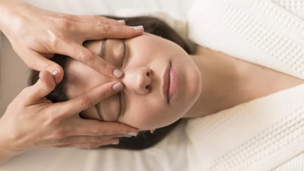 Masajul nazal după Rinoplastia Nechirurgicală