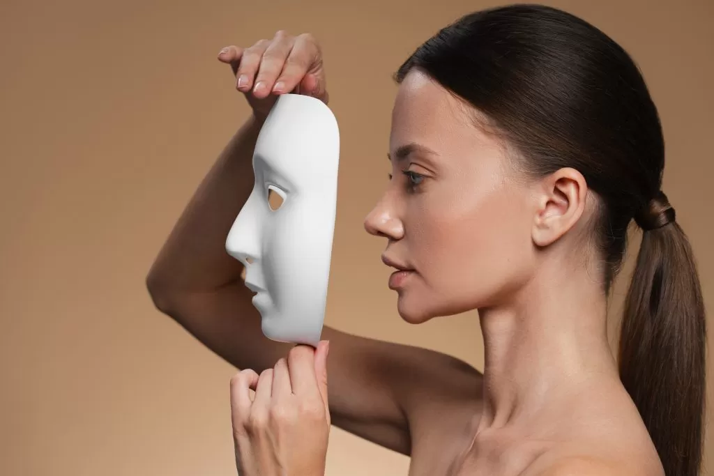 Rezultate Naturale vs Rezultate Artificiale în Estetica Facială